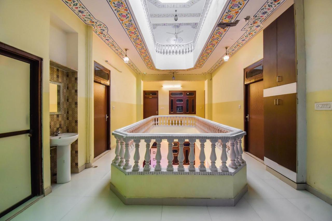 Oyo 11389 Hotel Ng Palace Dźajpur Zewnętrze zdjęcie