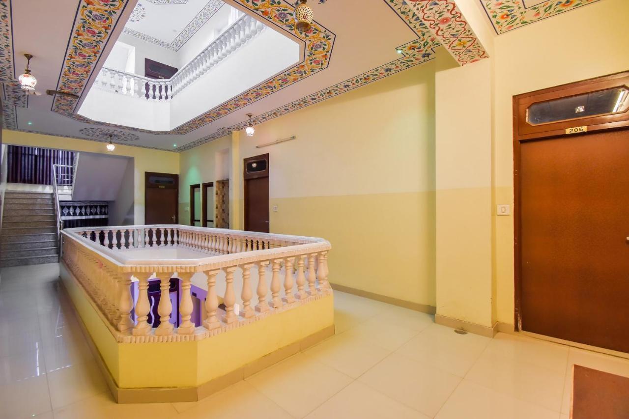 Oyo 11389 Hotel Ng Palace Dźajpur Zewnętrze zdjęcie