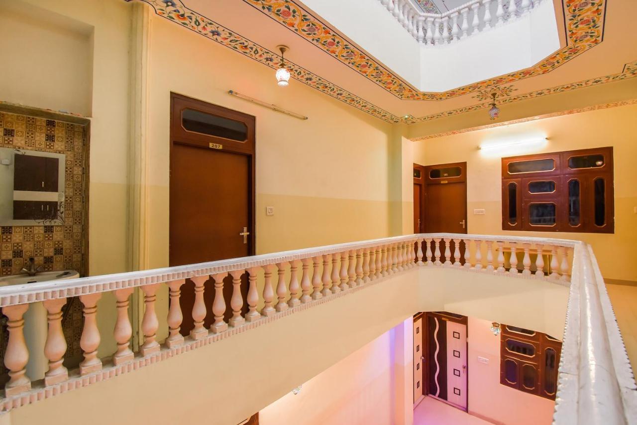 Oyo 11389 Hotel Ng Palace Dźajpur Zewnętrze zdjęcie