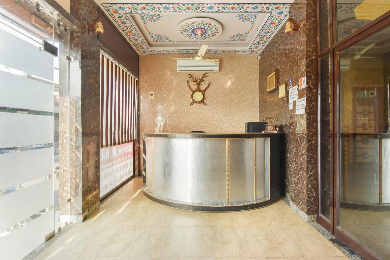 Oyo 11389 Hotel Ng Palace Dźajpur Zewnętrze zdjęcie