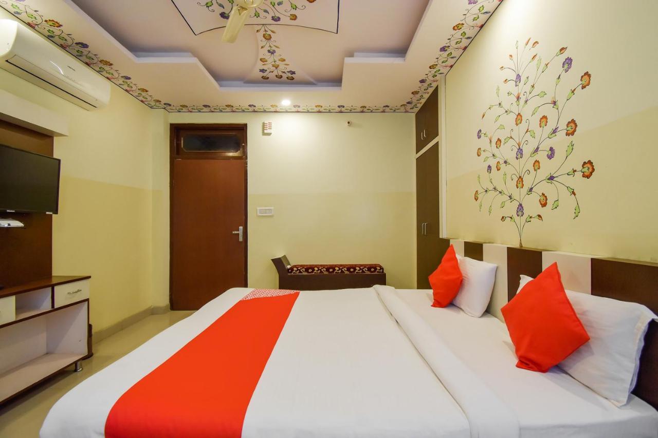Oyo 11389 Hotel Ng Palace Dźajpur Zewnętrze zdjęcie